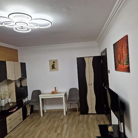 Apartamento Garsoniera Băile Herculane Exterior foto